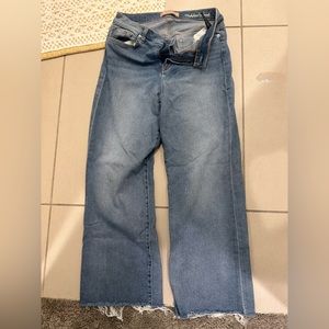 7 For All Man Kind Crop Jeans Size 29